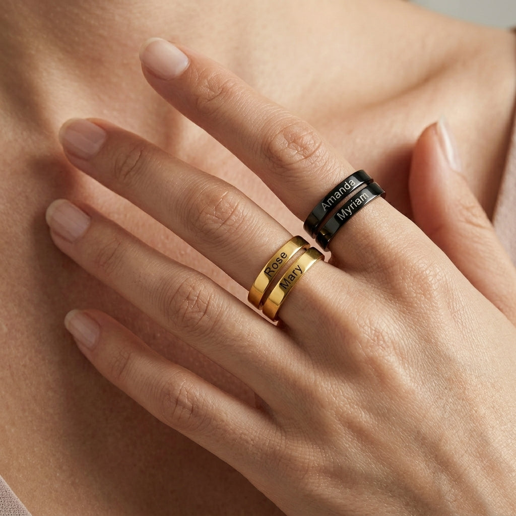 Bague jusqu'à 3 prénoms avec plaque gravée