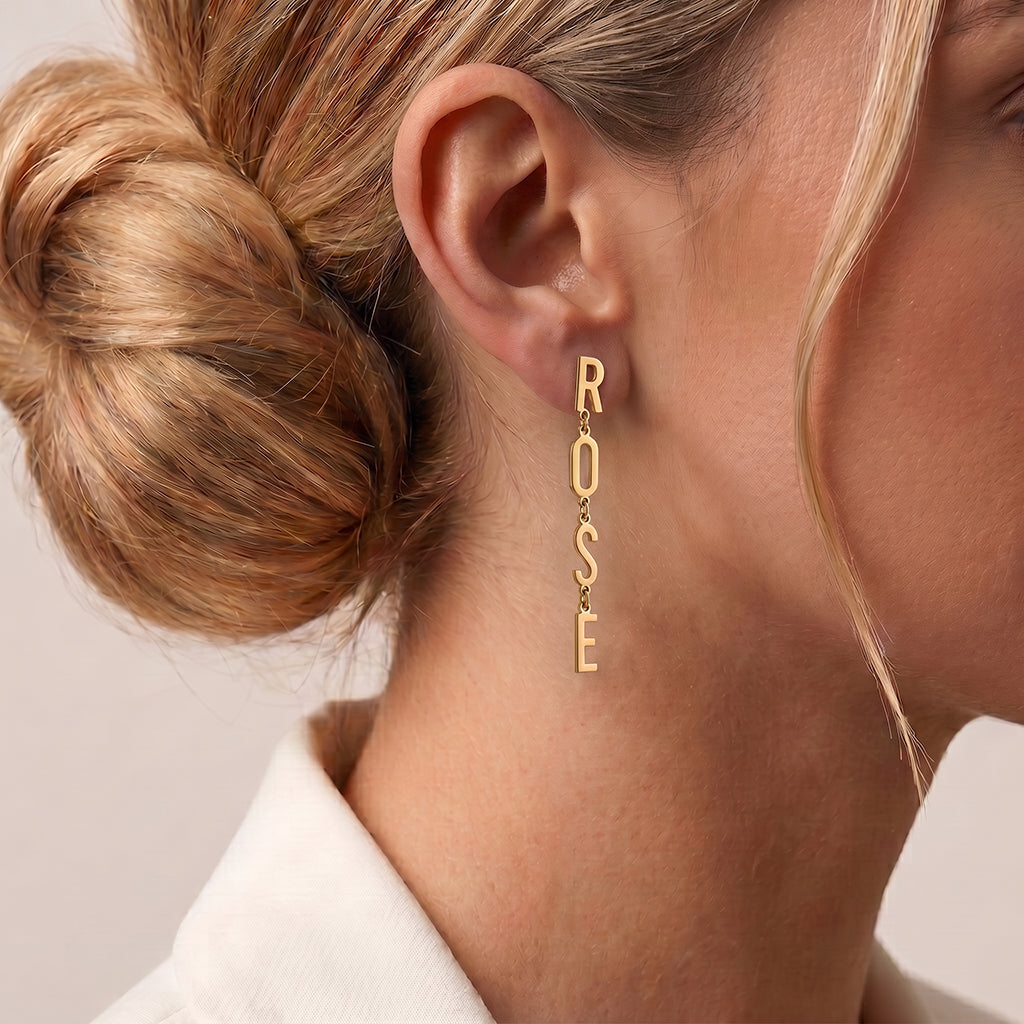 Boucles d'oreilles avec lettres suspendues personnalisées