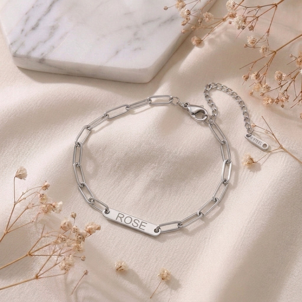 Bracelet chaine avec gravure jusqu'a 3 prénoms