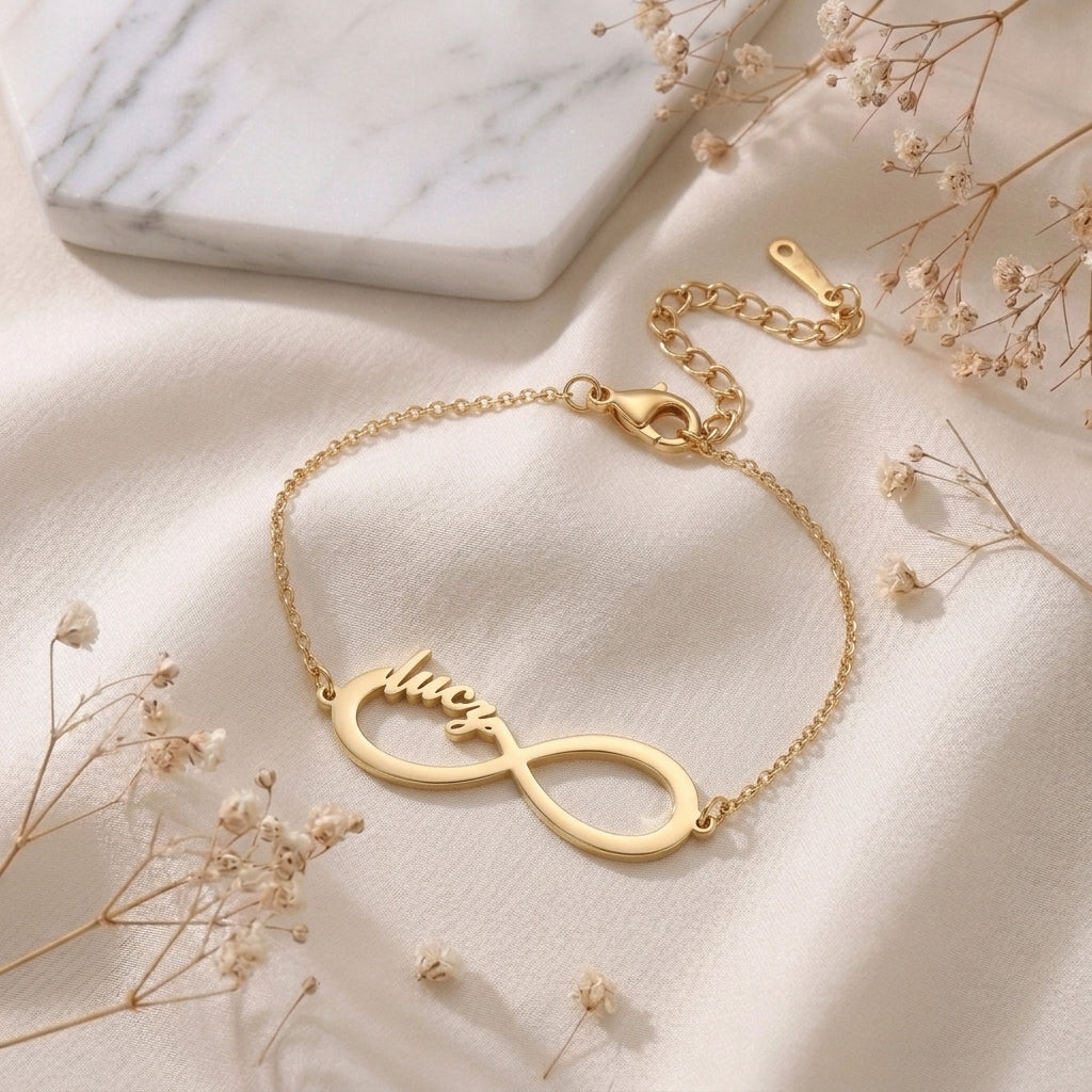 Bracelet infini jusqu'à 4 prénoms