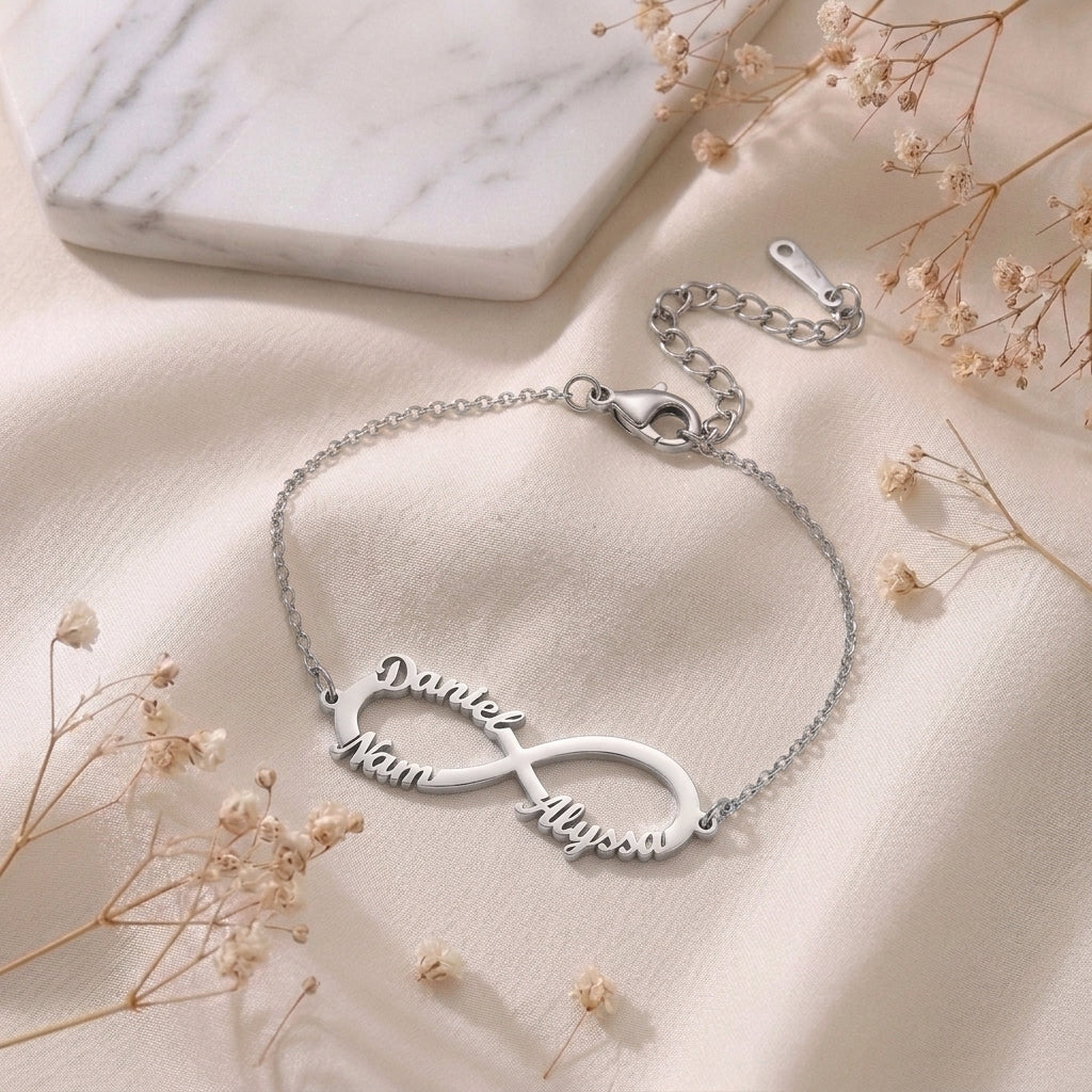 Bracelet infini jusqu'à 4 prénoms