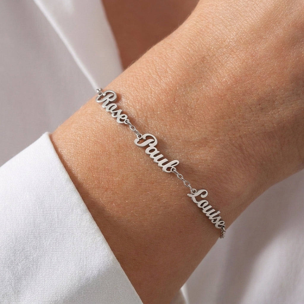 Bracelet personnalisé jusqu'à 4 prénoms