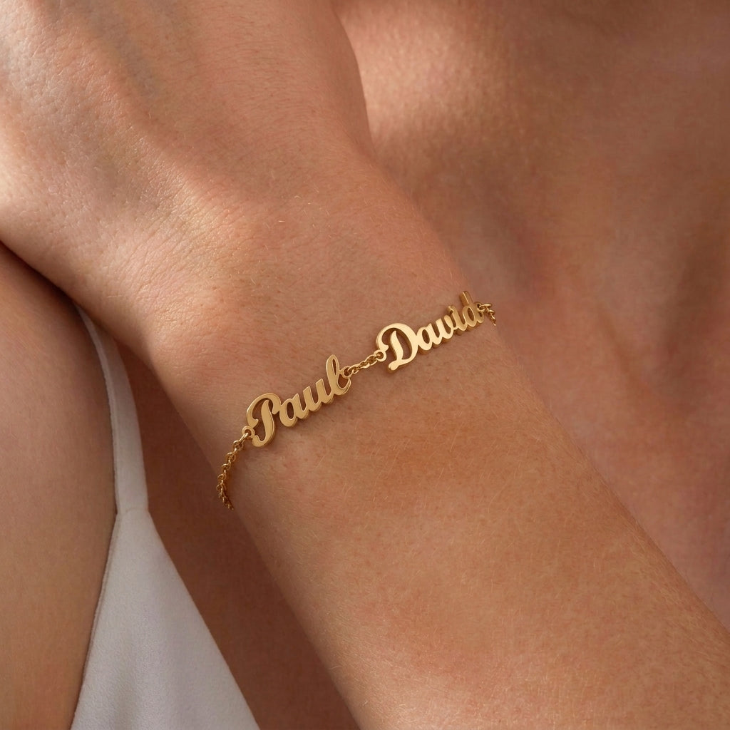 Bracelet personnalisé jusqu'à 4 prénoms