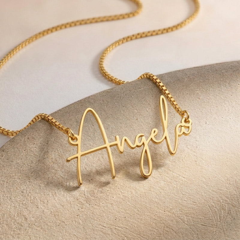 Collier prénom en écriture manuscrite