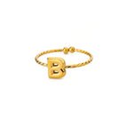 Bague torsadée initiale personnalisée
